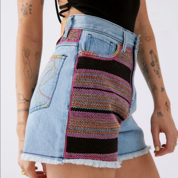 COPY - Urban Outfitters BDG A-Line High Rise Boho Cutoff Denim Blanket Patchwor… - Picture 4 of 15